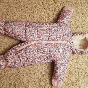Oshkosh snow suit